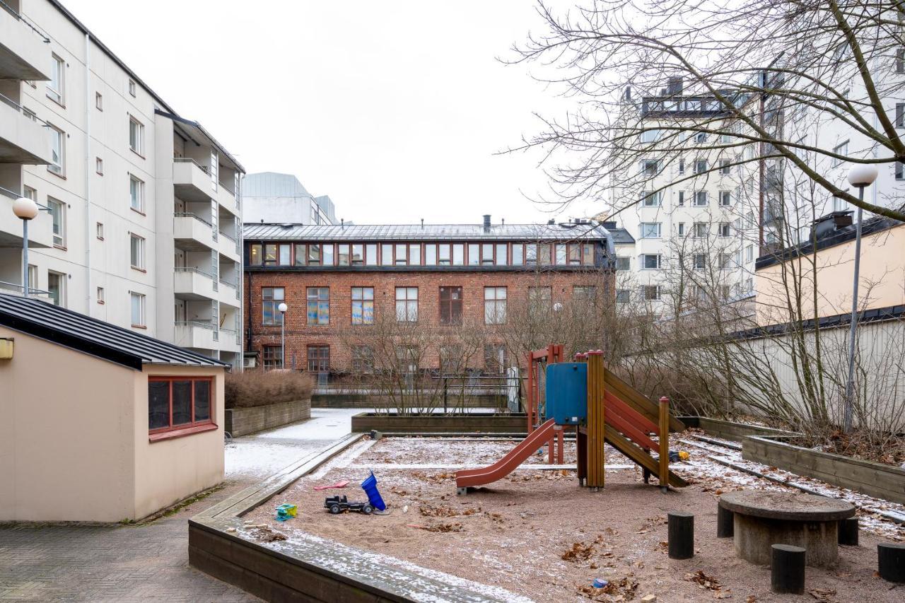 Hiisi Homes Helsinki Soernaeinen ภายนอก รูปภาพ