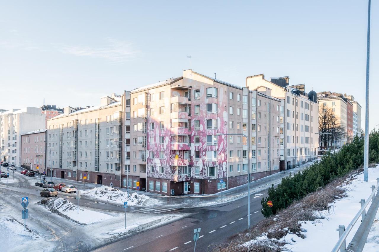 Hiisi Homes Helsinki Soernaeinen ภายนอก รูปภาพ